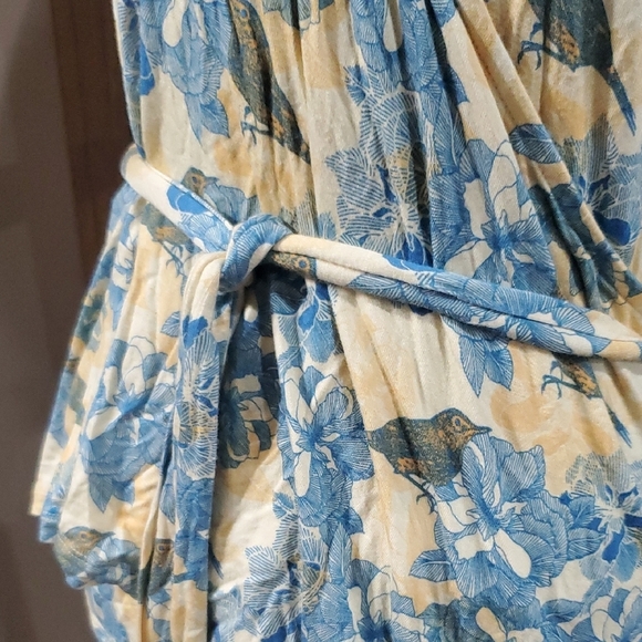 Modcloth Yellow and Blue Faux Wrap Bird Floral Short Sleeve Top - Picture 4 of 9